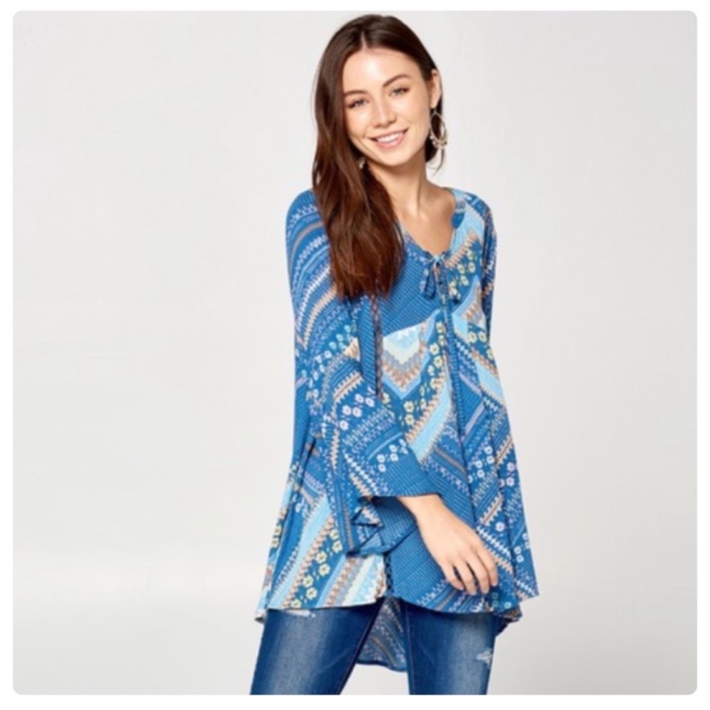 1 LEFT! Floral Printed Bell Sleeve Women's Top - Picture 7 of 7
